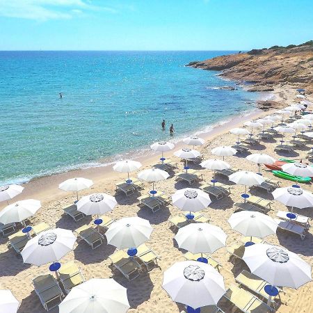 Отель Amareclub Rocca Dorada Санта-Маргерита-ди-Пула Экстерьер фото