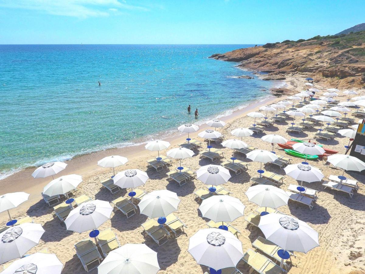 Отель Amareclub Rocca Dorada Санта-Маргерита-ди-Пула Экстерьер фото