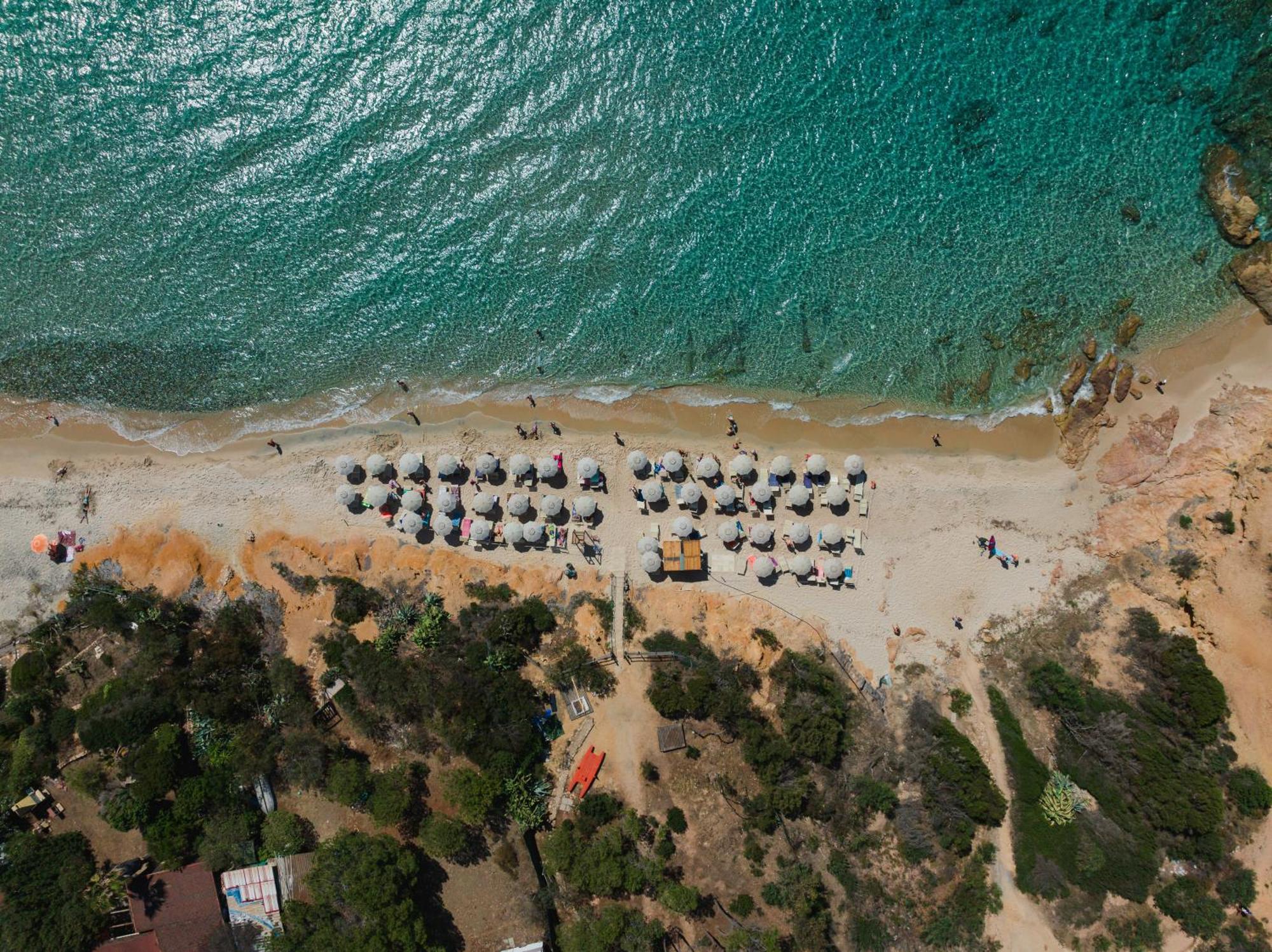 Отель Amareclub Rocca Dorada Санта-Маргерита-ди-Пула Экстерьер фото
